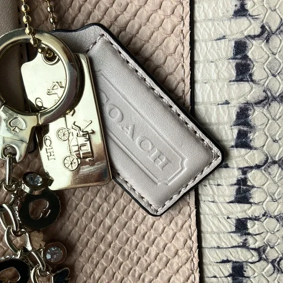 Coach tote - Picture 5 of 8